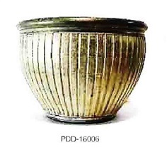 Color Clay Pot (กระถางดินเผาสีคละลาย)