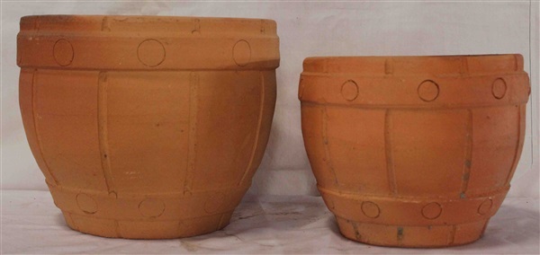 Red Clay Pot (กระถางดินเผาแดง)