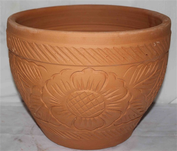 Red Clay Pot (กระถางดินเผาแดง)