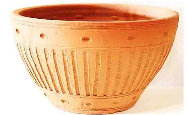 Red Clay Pot (กระถางดินเผาแดง)