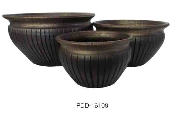 Color Clay Pot (กระถางดินเผาสีคละลาย)