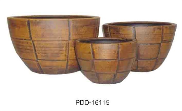 Color Clay Pot (กระถางดินเผาสีคละลาย)