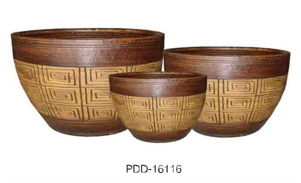 Color Clay Pot (กระถางดินเผาสีคละลาย)